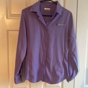 Columbia light weight long sleeve. lavender button up Blouse Size M